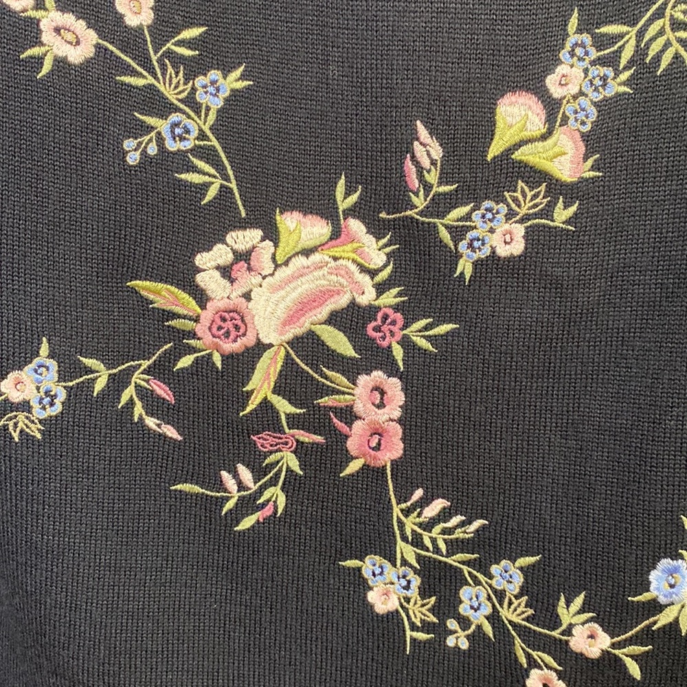 Floral Embroidered Wool Blend Slip On Sweater Knit Skirt - Picture 2 of 6